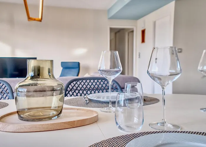 Chill, Biches And Sun Villa Trélissac