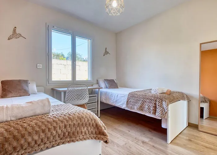 Villa Chill, Biches And Sun