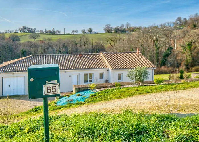 Villa Chill, Biches And Sun *